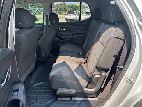 Used 2019 Chevrolet Traverse LS FWD image 26