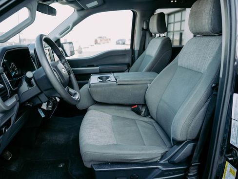 Used 2023 Ford F150 XLT w/ Trailer Tow Package image 17