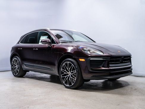 New 2026 Porsche Macan image 9