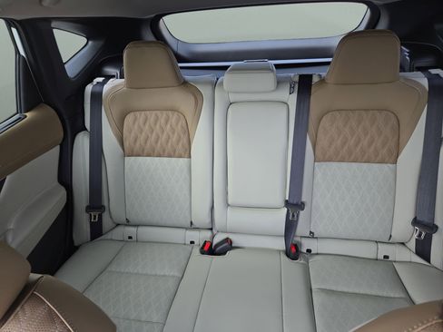 New 2026 Nissan Murano Platinum w/ Cargo Package AWD/4WD image 37