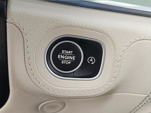 Used 2025 Mercedes-Benz GLS 450 GLS 450 image 25