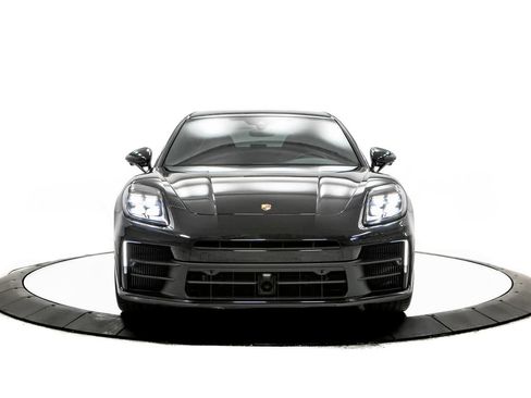 Certified 2024 Porsche Panamera RWD image 10