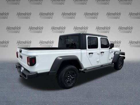 Used 2023 Jeep Gladiator Sport w/ Trailer Tow Package AWD/4WD image 4