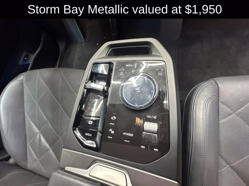 Used 2026 BMW iX xDrive60 w/ M Sport Package AWD/4WD image 8