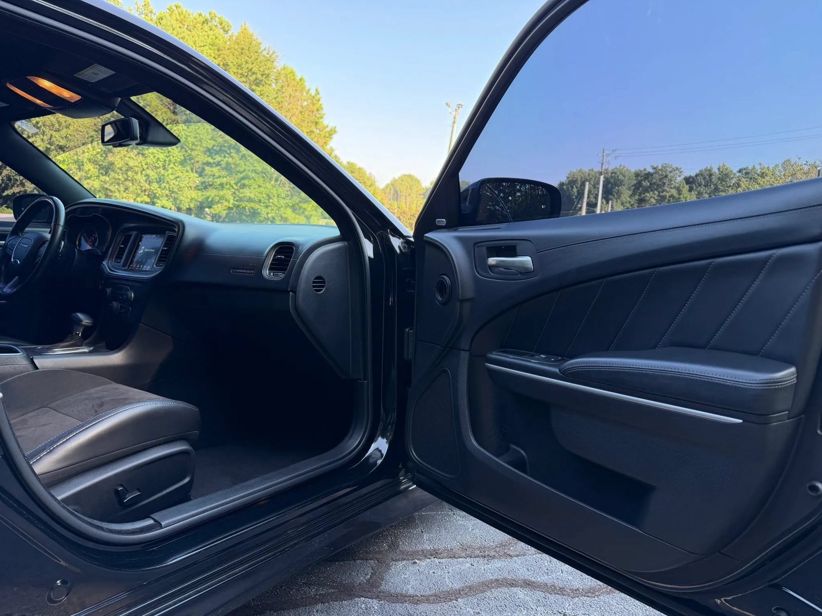 Used 2019 Dodge Charger Scat Pack w/ Plus Group RWD image 25