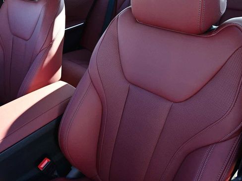 New 2026 BMW 330i Sedan w/ M Sport Package image 9