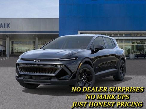 New 2026 Chevrolet Equinox EV LT w/ Midnight Package image 6