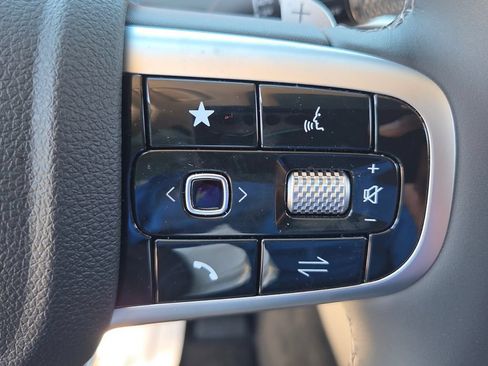 New 2026 Genesis GV70 2.5T Select AWD/4WD image 22