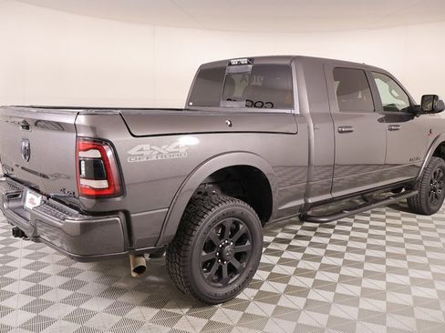 Used 2019 RAM 2500 Laramie w/ Night Edition image 21