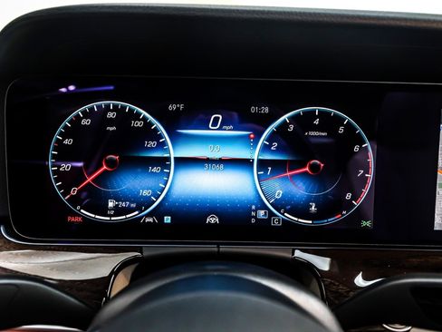 Used 2021 Mercedes-Benz E 350 Sedan w/ Premium Package image 19