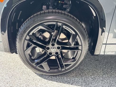 New 2026 Volkswagen Tiguan SE R-Line image 34