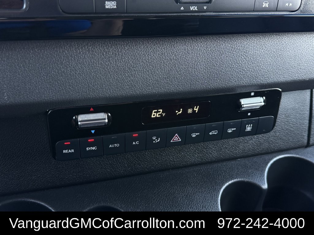 Used 2025 Mercedes-Benz Sprinter 2500 image 20