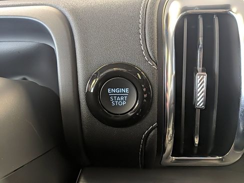 Used 2025 Ford Expedition Max Platinum image 30