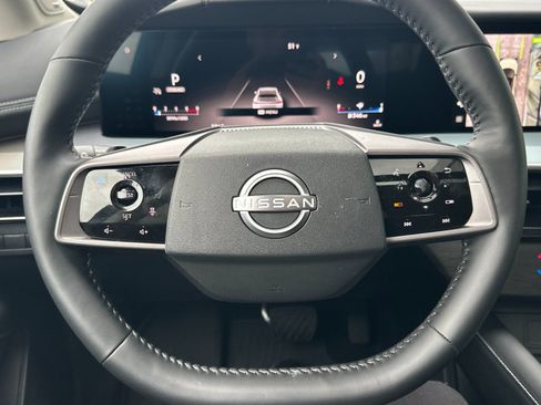 Used 2025 Nissan Murano SL w/ Cargo Package image 22