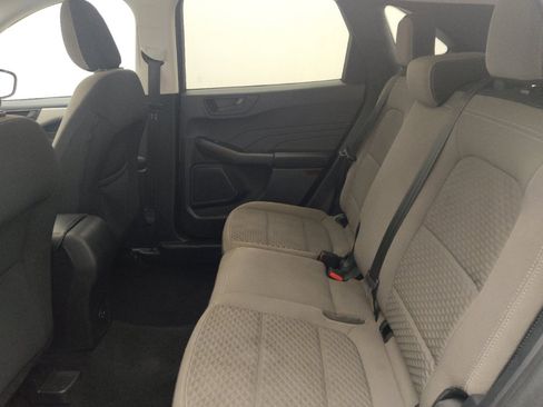 Used 2022 Ford Escape SE FWD image 18