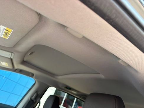 Used 2019 Honda Odyssey EX-L image 12