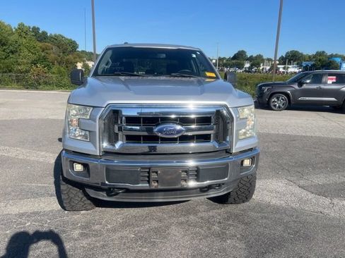 Used 2015 Ford F150 XLT w/ Equipment Group 301A Mid AWD/4WD image 4