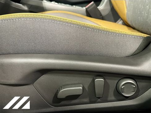 Certified 2025 Subaru Crosstrek 2.5i Sport w/ Crosstrek Mirror Package image 19