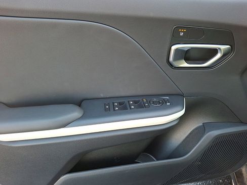 New 2025 Kia K4 GT-Line w/ GT-Line Sunroof Package image 5