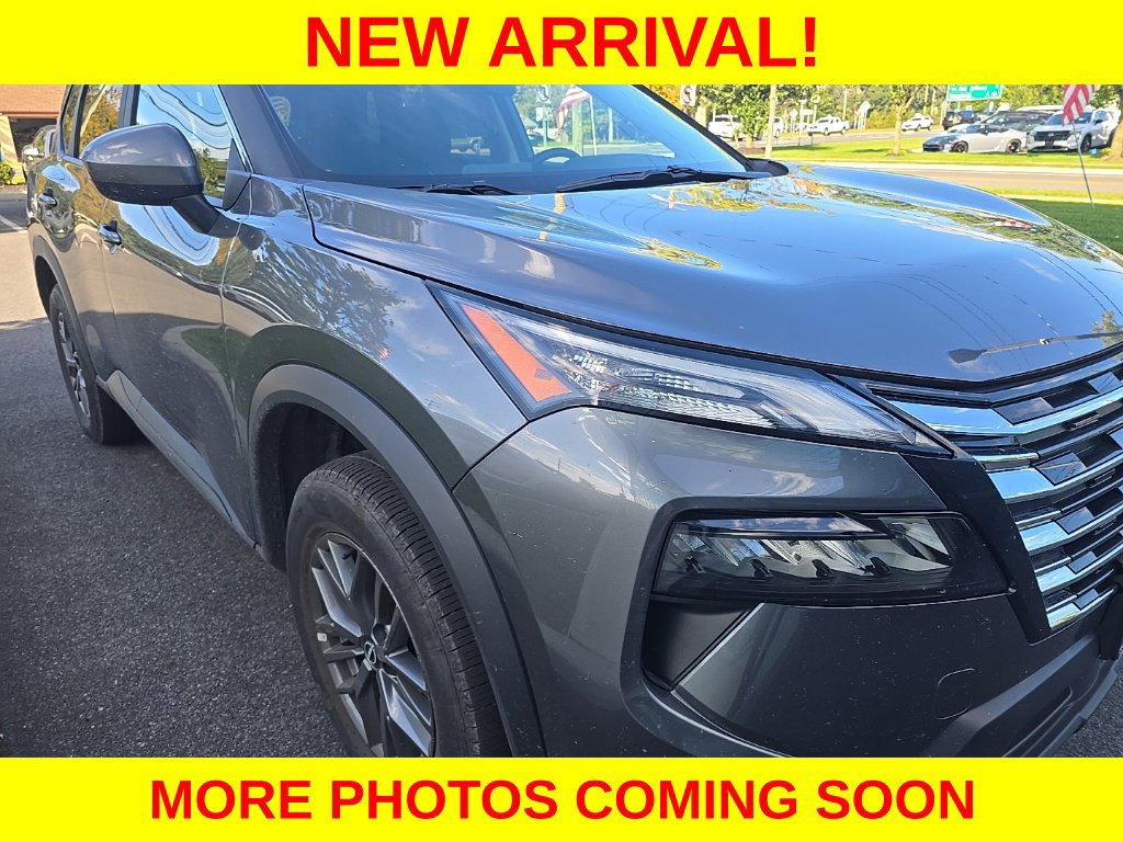 Used 2026 Nissan Rogue SV AWD/4WD image 5