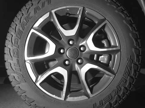 Used 2025 Jeep Compass Trailhawk AWD/4WD image 13