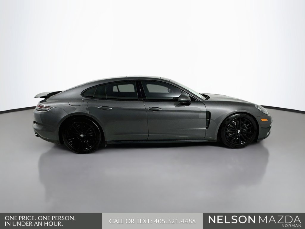 Used 2018 Porsche Panamera RWD image 5