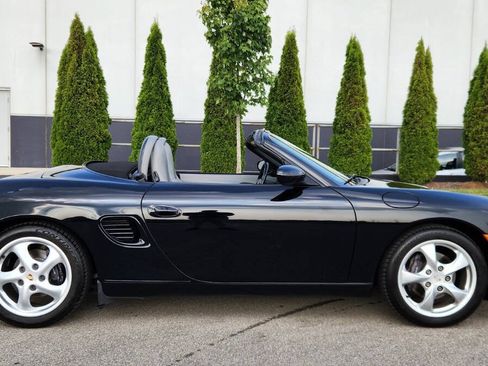 Used 2002 Porsche Boxster RWD image 5