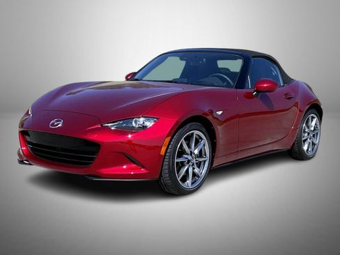 Certified 2022 MAZDA MX-5 Miata Grand Touring RWD image 1