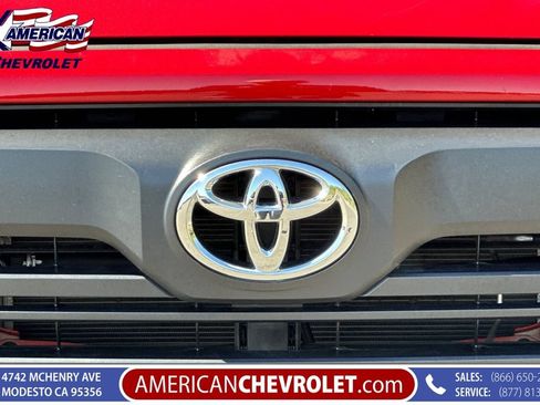 Used 2023 Toyota Tundra SR5 w/ SR5 Premium Package AWD/4WD image 38