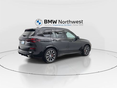 New 2026 BMW X5 xDrive50e w/ M Sport Package AWD/4WD image 3