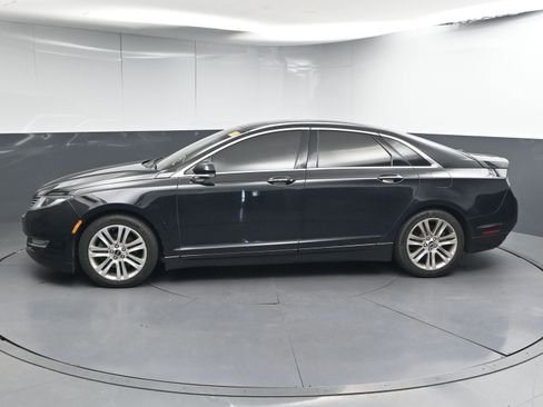 Used 2016 Lincoln MKZ Base w/ Equipment Group 300A Reserve image 5