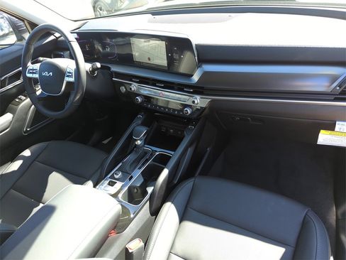 New 2025 Kia Telluride S image 12