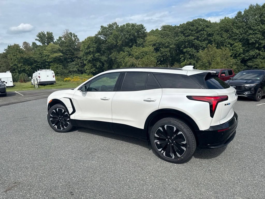 Used 2024 Chevrolet Blazer EV RS AWD/4WD image 4