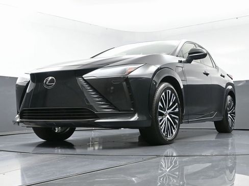 Used 2023 Lexus RZ 450e Premium w/ Technology Package image 48