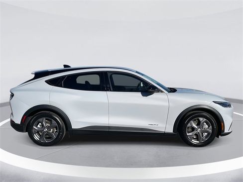 Certified 2023 Ford Mustang Mach-E Select image 4