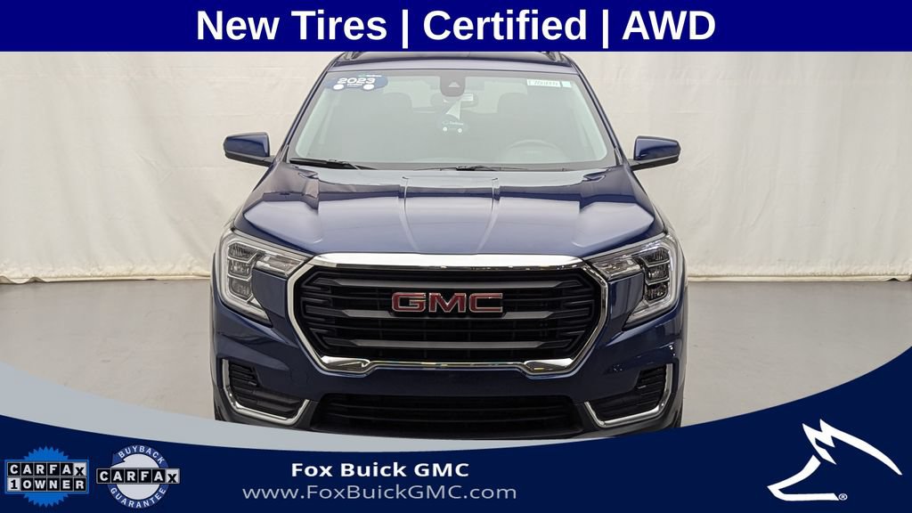 Certified 2023 GMC Terrain SLE w/ Driver Convenience Package AWD/4WD image 2