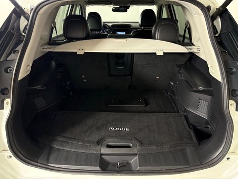 Used 2017 Nissan Rogue SL w/ SL Premium Package image 37