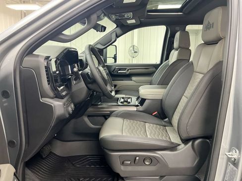 New 2026 Chevrolet Silverado 2500 ZR2 w/ ZR2 Bison Edition AWD/4WD image 21