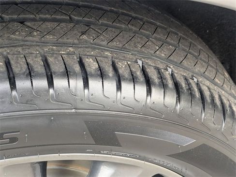 Used 2018 Dodge Durango GT image 9