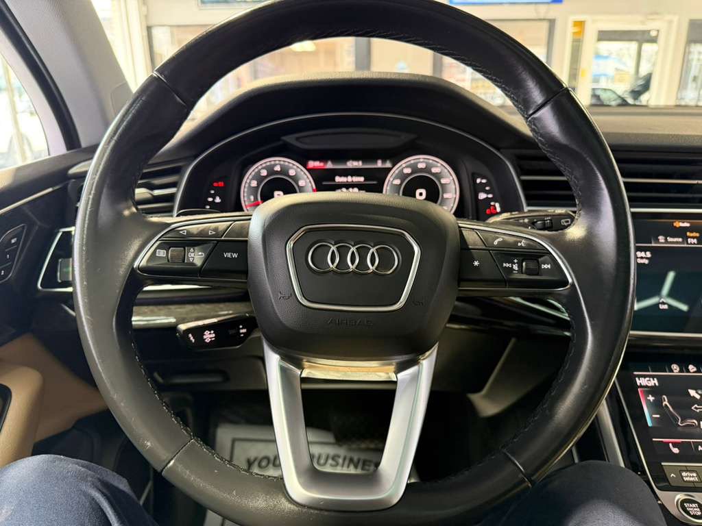 Used 2022 Audi Q7 3.0T Premium Plus AWD/4WD image 12