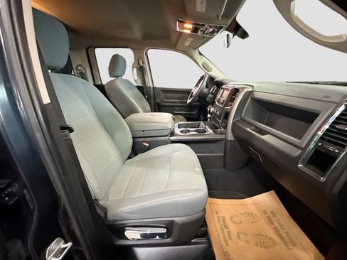 Used 2018 RAM 1500 Express w/ Express Value Package image 27