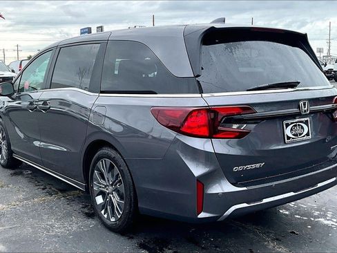Used 2026 Honda Odyssey Touring image 5