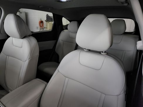 Certified 2025 Hyundai Tucson SEL image 18