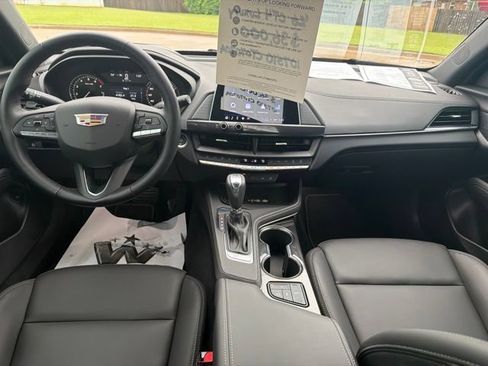 Used 2026 Cadillac CT4 Luxury RWD image 39