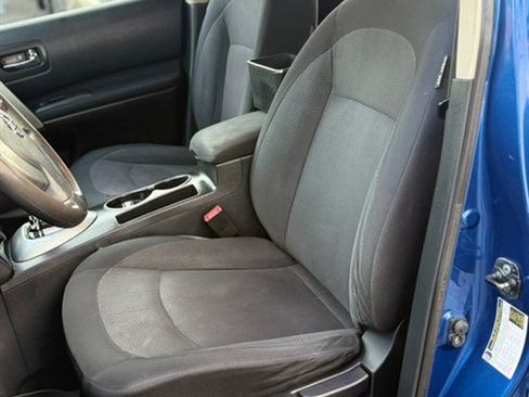 Used 2011 Nissan Rogue S AWD/4WD image 16