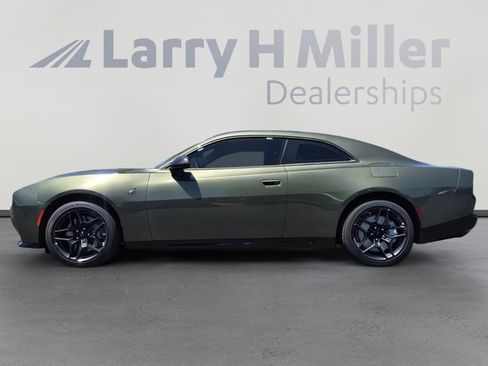 New 2026 Dodge Charger Scat Pack AWD/4WD image 2
