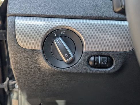 Used 2018 Volkswagen Jetta S FWD image 11