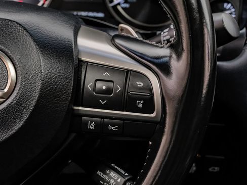 Used 2019 Lexus LX 570 4WD w/ Luxury Package image 13