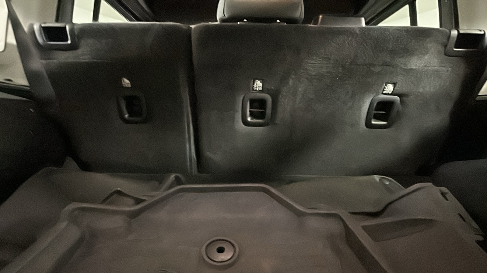 Used 2024 Jeep Wrangler Unlimited AWD/4WD image 34