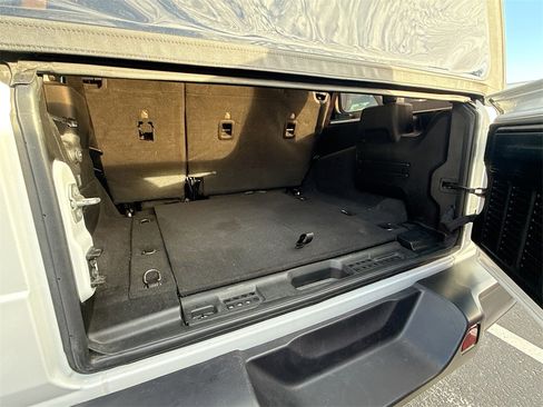 Used 2021 Jeep Wrangler Unlimited Sport image 26